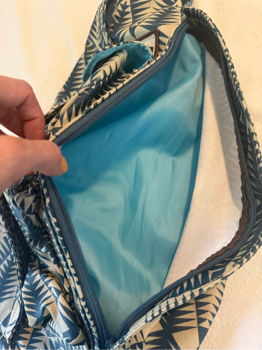KAVU Rope Sling Bag Crossbody Backpack Blue Tan Geometric Print Outdoor Hiking